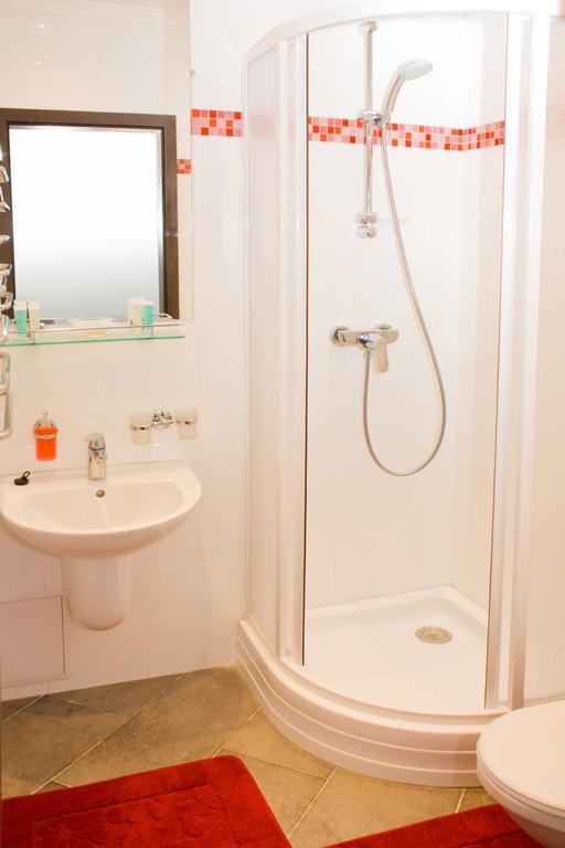 Hotel Kalyna Kharkov Bilik gambar