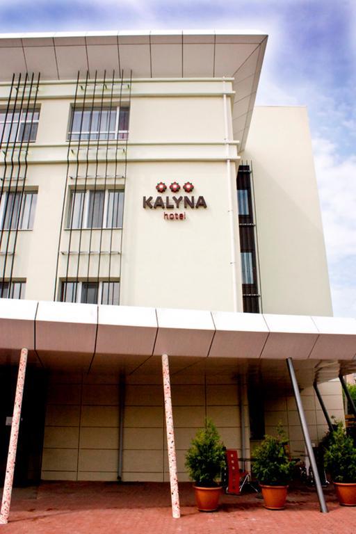 Hotel Kalyna Kharkov Luaran gambar