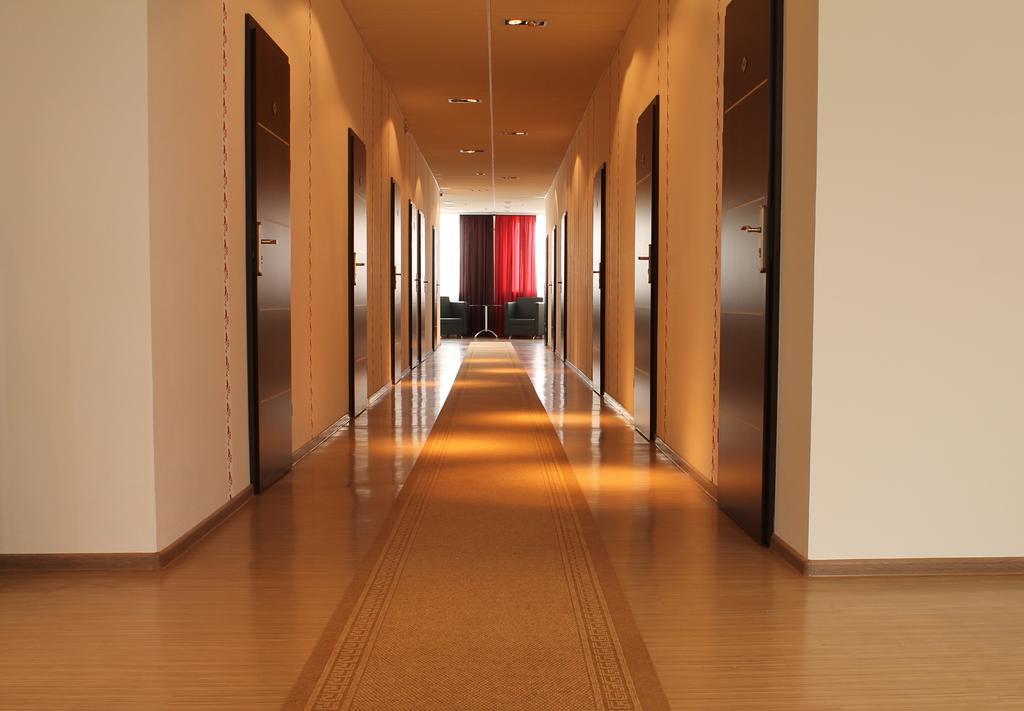 Hotel Kalyna Kharkov Luaran gambar