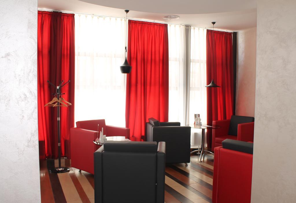 Hotel Kalyna Kharkov Luaran gambar